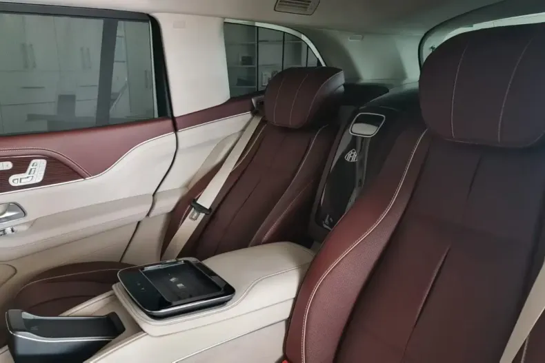 Mercedes-Benz GLS 600 din 2025 cu 25 km - oferta MER152509 - foto 25