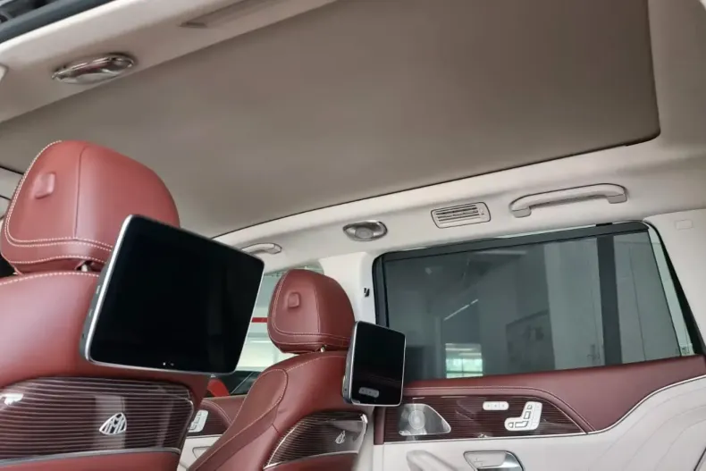 Mercedes-Benz GLS 600 din 2025 cu 25 km - oferta MER152509 - foto 31