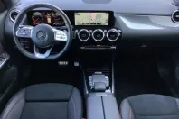 Mercedes-Benz GLA 180 din 2023 cu 40.569 km - oferta MER152519 - foto 9