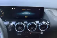 Mercedes-Benz GLA 180 din 2023 cu 40.569 km - oferta MER152519 - foto 12