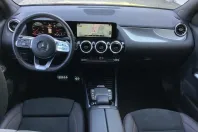 Mercedes-Benz GLA 180 din 2023 cu 40.569 km - oferta MER152519 - foto 14