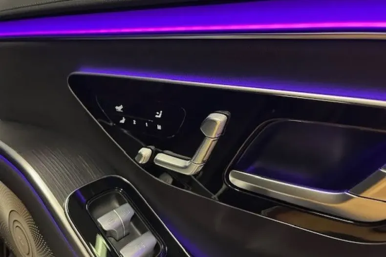 Mercedes-Benz S 580 din 2024 cu 23.531 km - oferta MER152524 - foto 9