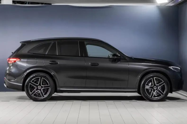 Mercedes-Benz GLC 220 din 2024 cu 16.622 km - oferta MER152533 - foto 7