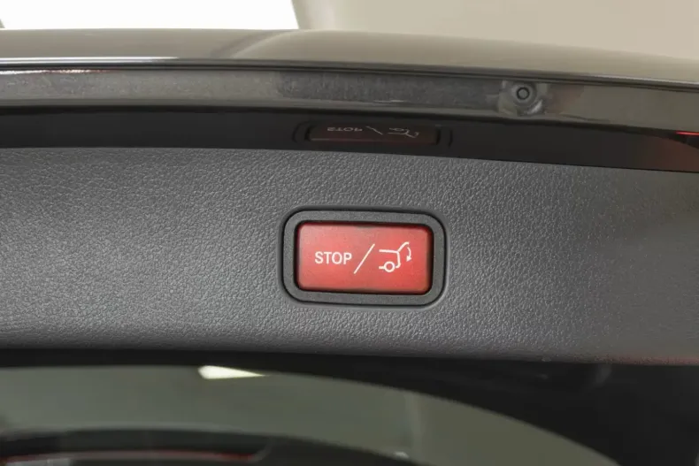 Mercedes-Benz GLC 220 din 2024 cu 16.622 km - oferta MER152533 - foto 19