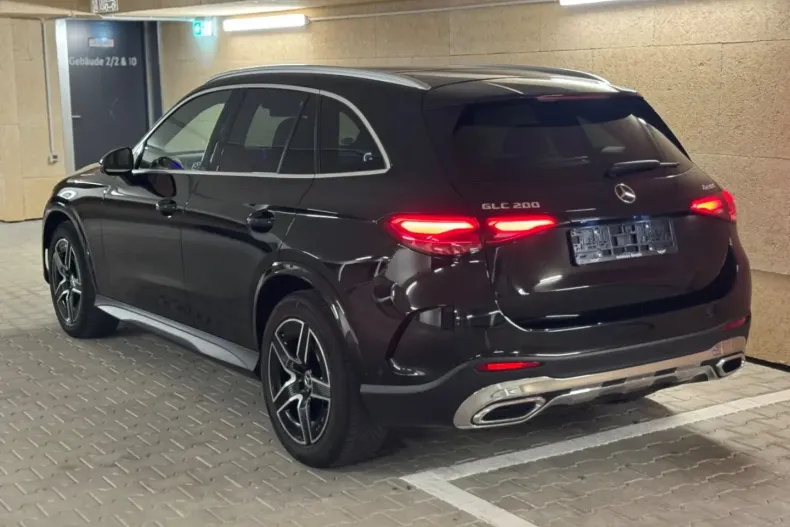 Mercedes-Benz GLC 200 din 2024 cu 61.350 km - oferta MER152541 - foto 3