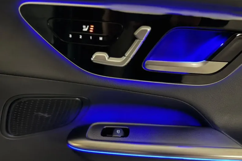 Mercedes-Benz GLC 200 din 2024 cu 61.350 km - oferta MER152541 - foto 18