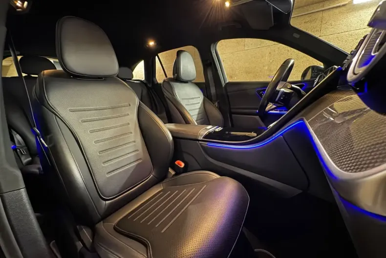 Mercedes-Benz GLC 200 din 2024 cu 61.350 km - oferta MER152541 - foto 19