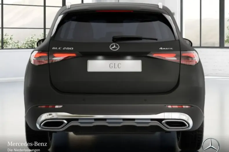 Mercedes-Benz GLC 200 din 2024 cu 4.942 km - oferta MER152545 - foto 6