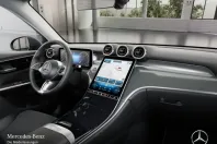 Mercedes-Benz GLC 200 din 2024 cu 4.942 km - oferta MER152545 - foto 8