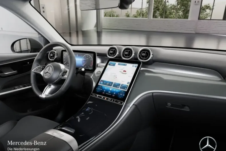 Mercedes-Benz GLC 200 din 2024 cu 4.942 km - oferta MER152545 - foto 8