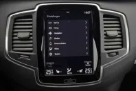 Volvo XC90 din 2020 cu 67.597 km - oferta VOL152549 - foto 24