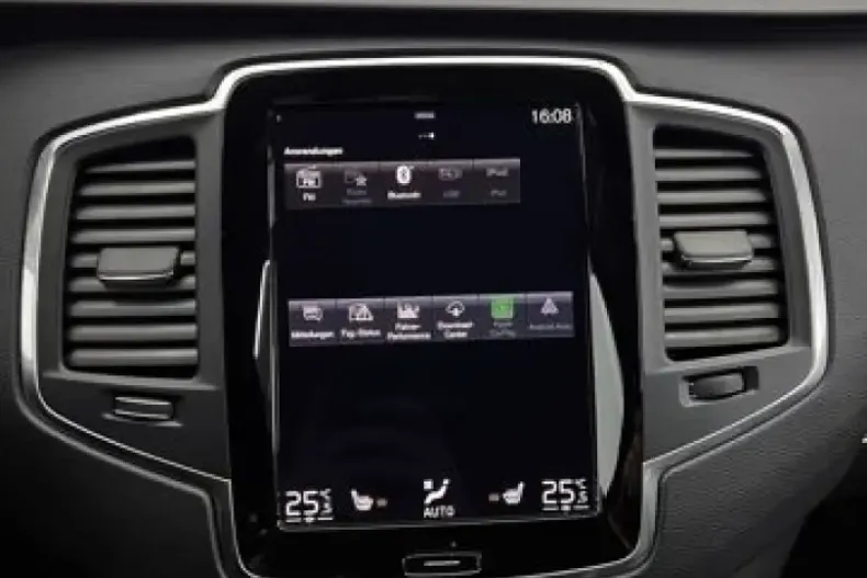 Volvo XC90 din 2020 cu 67.597 km - oferta VOL152549 - foto 27