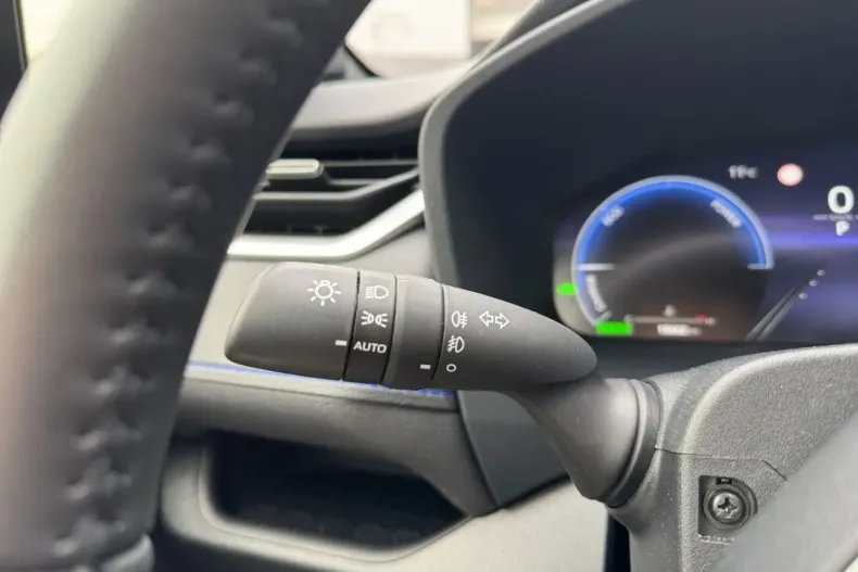 Toyota RAV4 din 2024 cu 15.700 km - oferta TOY152550 - foto 21