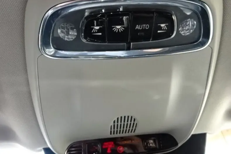 Volvo XC90 din 2021 cu 61.236 km - oferta VOL152553 - foto 19