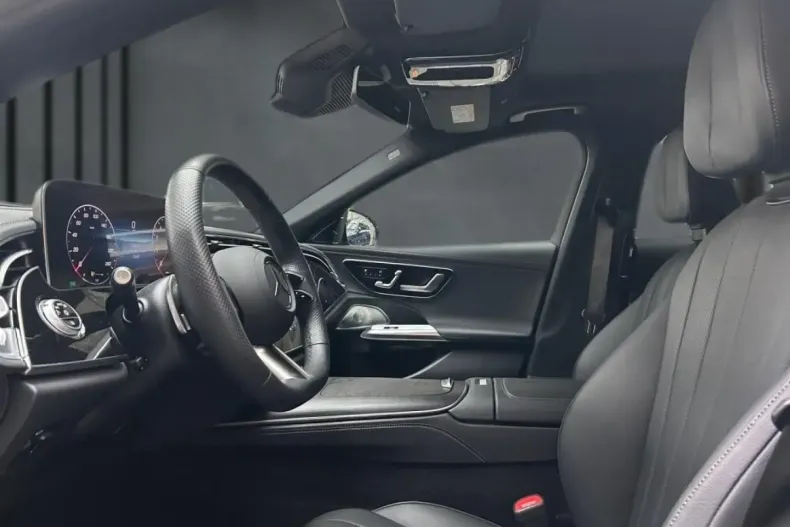 Mercedes-Benz E 450 din 2024 cu 15.144 km - oferta MER152554 - foto 6