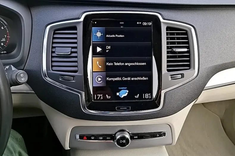 Volvo XC90 din 2020 cu 74.245 km - oferta VOL152559 - foto 6