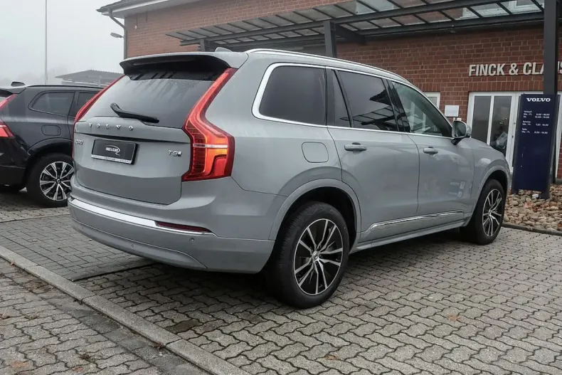Volvo XC90 din 2024 cu 21.000 km - oferta VOL152563 - foto 2