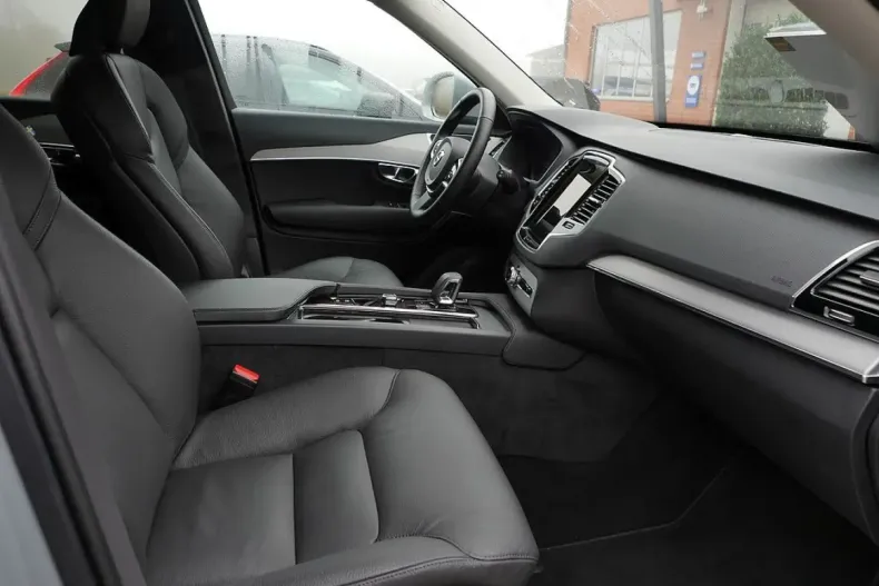 Volvo XC90 din 2024 cu 21.000 km - oferta VOL152563 - foto 5