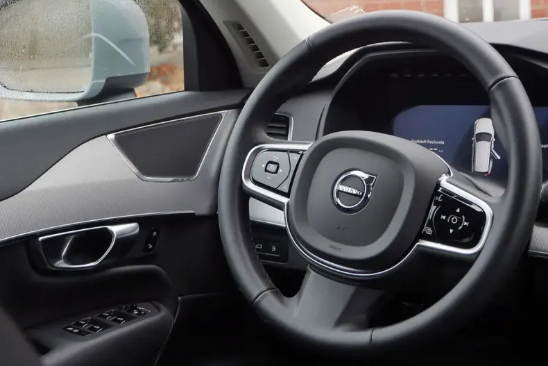 Volvo XC90 din 2024 cu 21.000 km - oferta VOL152563 - foto 8