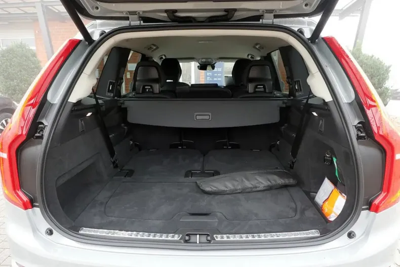 Volvo XC90 din 2024 cu 21.000 km - oferta VOL152563 - foto 12