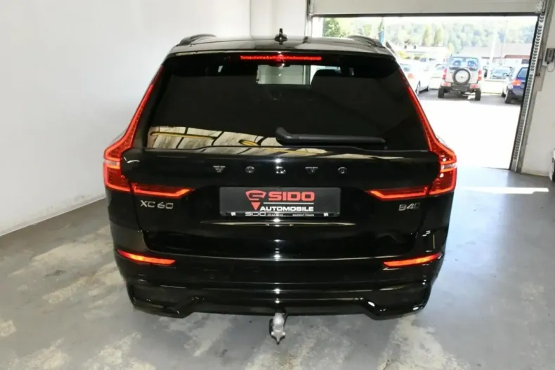 Volvo XC60 din 2023 cu 45.700 km - oferta VOL152565 - foto 7