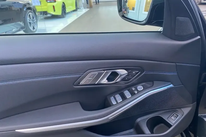 BMW M340i din 2024 cu 11.100 km - oferta BMW152589 - foto 11