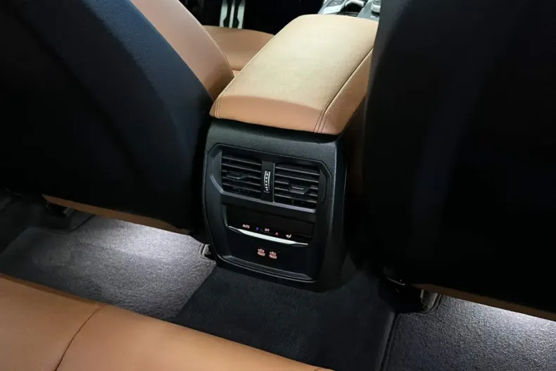 BMW M340i din 2024 cu 9.824 km - oferta BMW152592 - foto 20