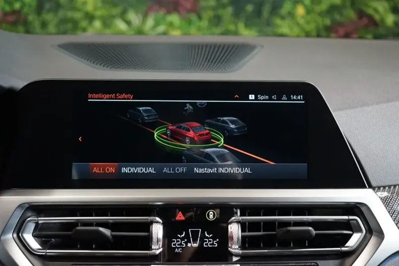 BMW M340i din 2023 cu 39.701 km - oferta BMW152593 - foto 43