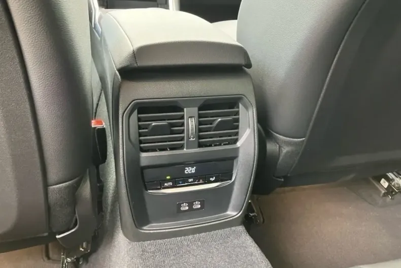 BMW 330 din 2024 cu 22.800 km - oferta BMW152597 - foto 14