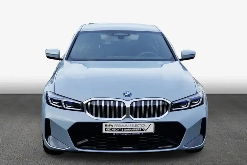 BMW 330 din 2023 cu 31.211 km - oferta BMW152599 - foto 4