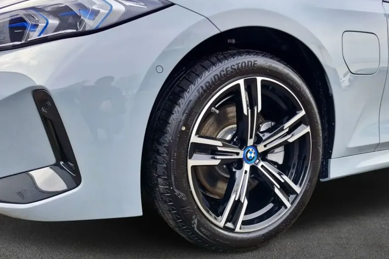 BMW 330 din 2023 cu 31.211 km - oferta BMW152599 - foto 6