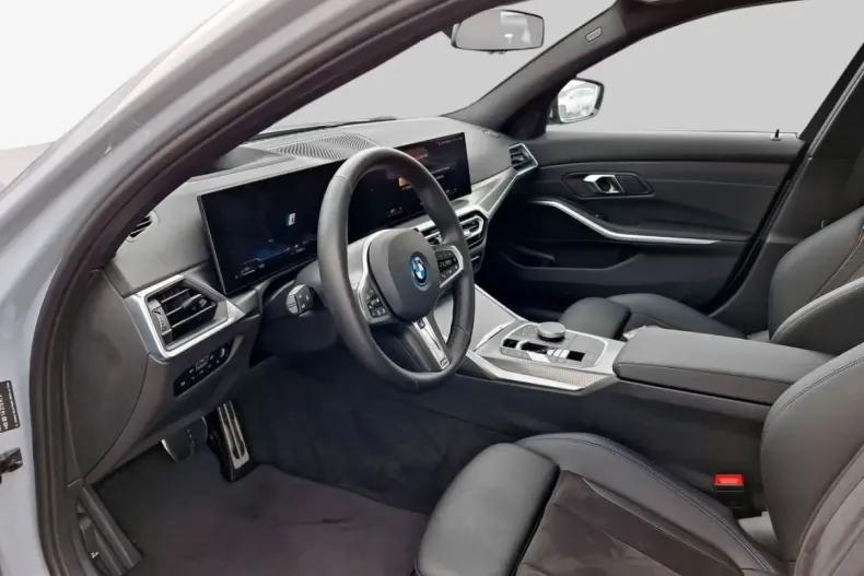 BMW 330 din 2023 cu 31.211 km - oferta BMW152599 - foto 10