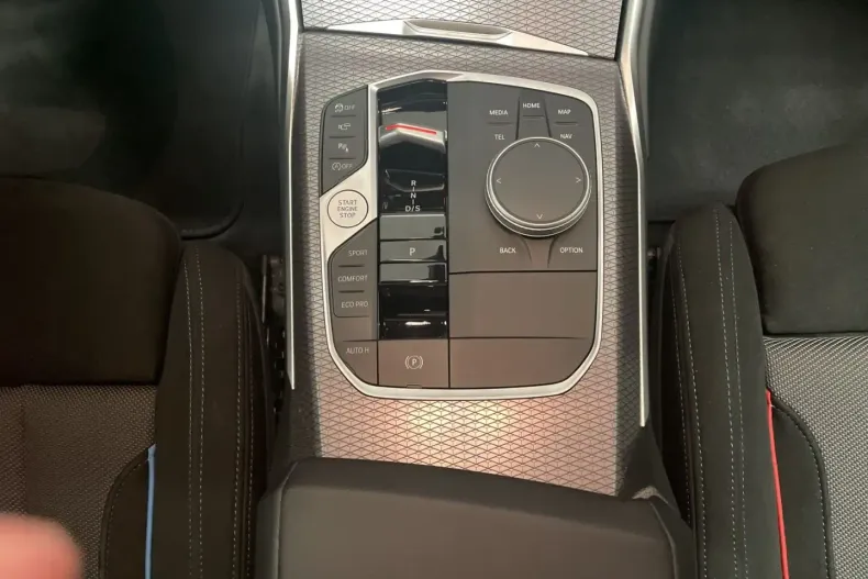 BMW 320 din 2025 cu 25.496 km - oferta BMW152603 - foto 16