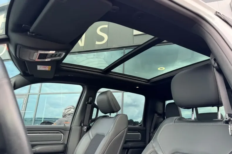 Dodge RAM din 2023 cu 32.700 km - oferta DOD152606 - foto 11