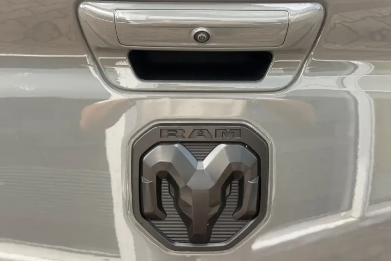 Dodge RAM din 2024 cu 2.500 km - oferta DOD152607 - foto 24