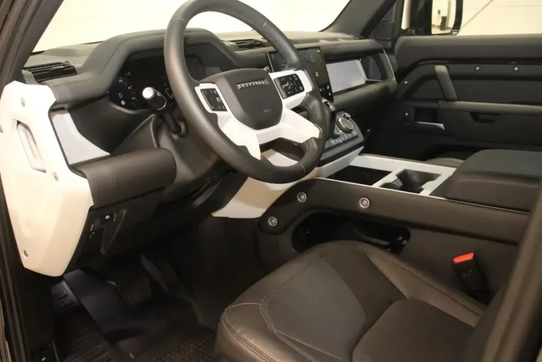 Land Rover Defender din 2025 cu 25.500 km - oferta LAN152613 - foto 14