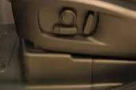 Land Rover Defender din 2025 cu 25.500 km - oferta LAN152613 - foto 17