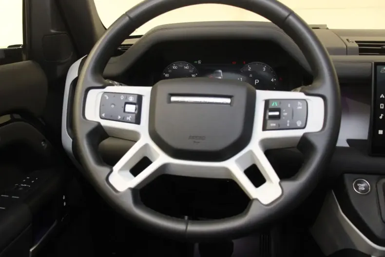 Land Rover Defender din 2025 cu 25.500 km - oferta LAN152613 - foto 19