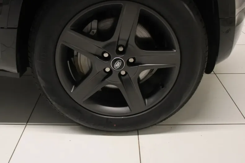 Land Rover Defender din 2025 cu 25.500 km - oferta LAN152613 - foto 21