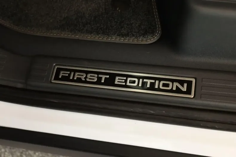 Land Rover Defender din 2023 cu 32.600 km - oferta LAN152616 - foto 9