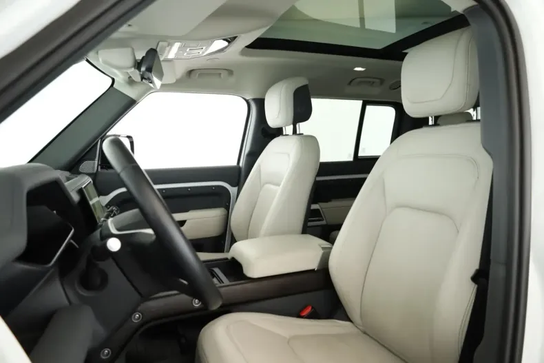 Land Rover Defender din 2023 cu 32.600 km - oferta LAN152616 - foto 27