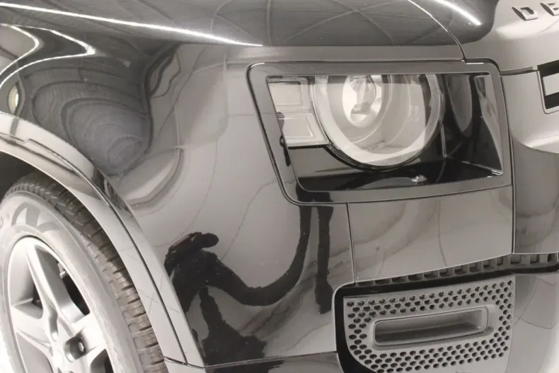 Land Rover Defender din 2024 cu 37.900 km - oferta LAN152618 - foto 23