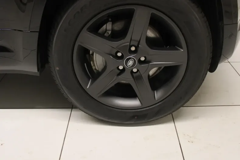 Land Rover Defender din 2024 cu 44.900 km - oferta LAN152619 - foto 21