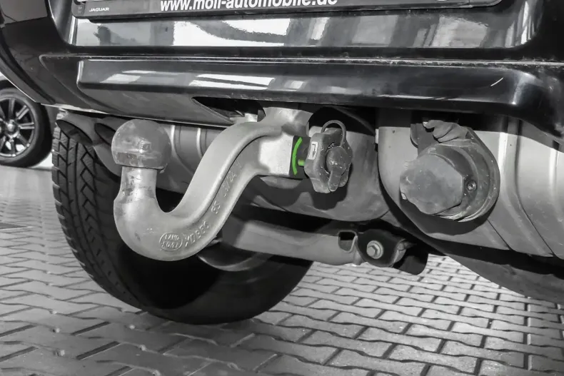 Land Rover Defender din 2023 cu 30.376 km - oferta LAN152620 - foto 18