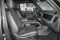 Land Rover Defender din 2023 cu 46.972 km - oferta LAN152623 - foto 3