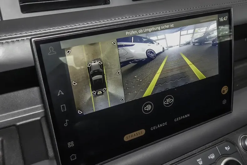 Land Rover Defender din 2023 cu 46.972 km - oferta LAN152623 - foto 10