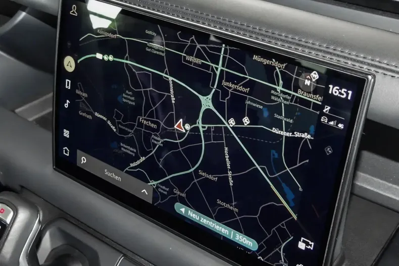 Land Rover Defender din 2023 cu 46.972 km - oferta LAN152623 - foto 11