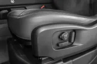 Land Rover Defender din 2023 cu 46.972 km - oferta LAN152623 - foto 18