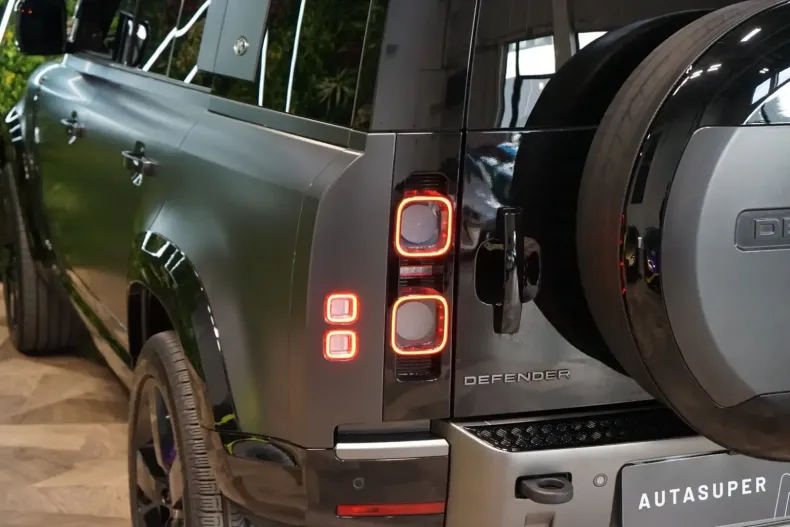 Land Rover Defender din 2023 cu 42.190 km - oferta LAN152625 - foto 9