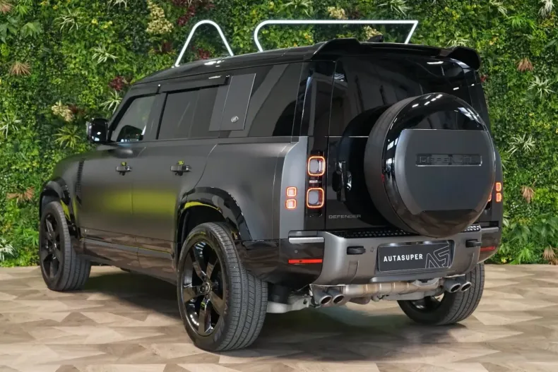 Land Rover Defender din 2023 cu 42.190 km - oferta LAN152625 - foto 10